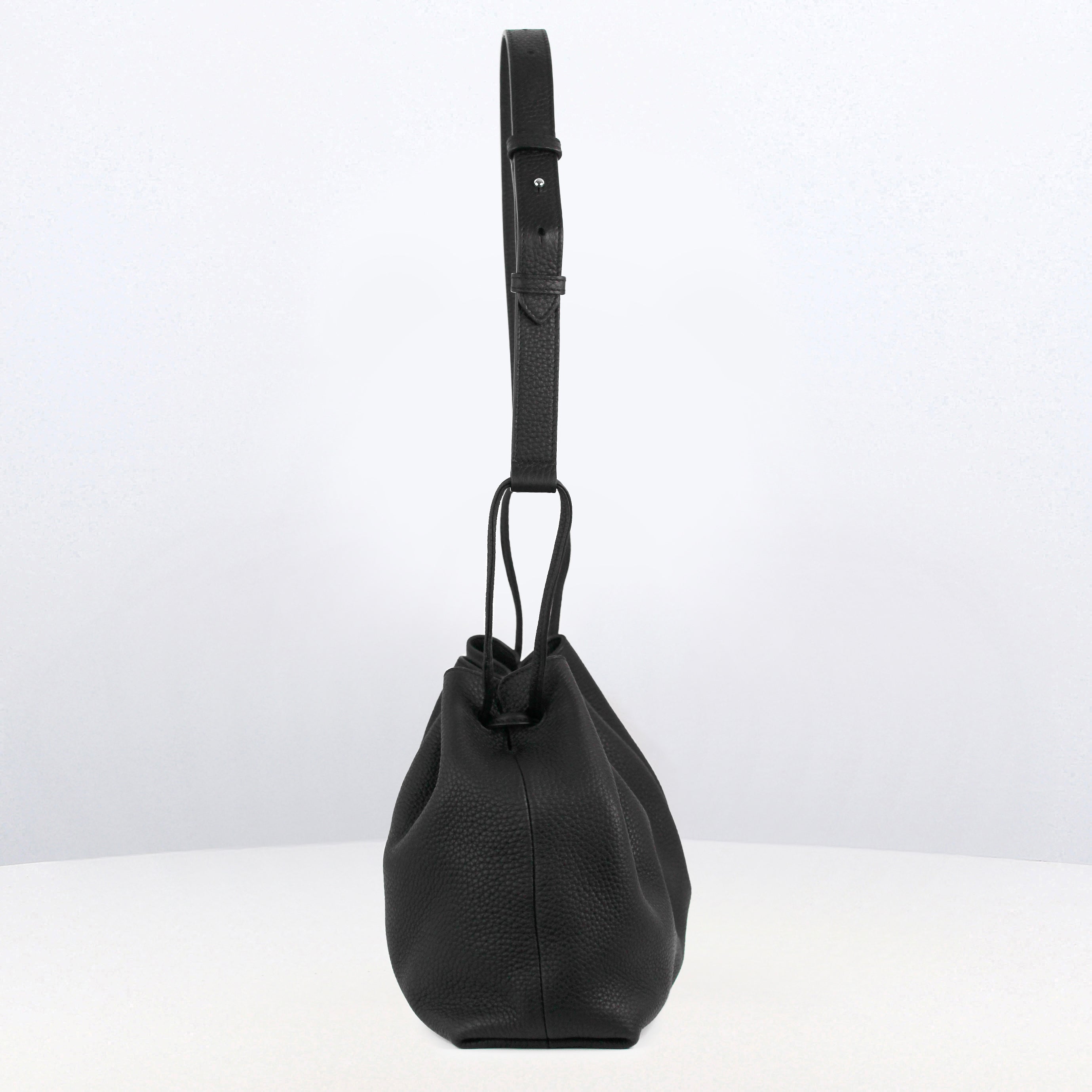 "Archiv-Events" COLETTE PM LEDERHANDTASCHE SCHWARZ (LANGER TRAGEGRIFF/-RIEMEN)