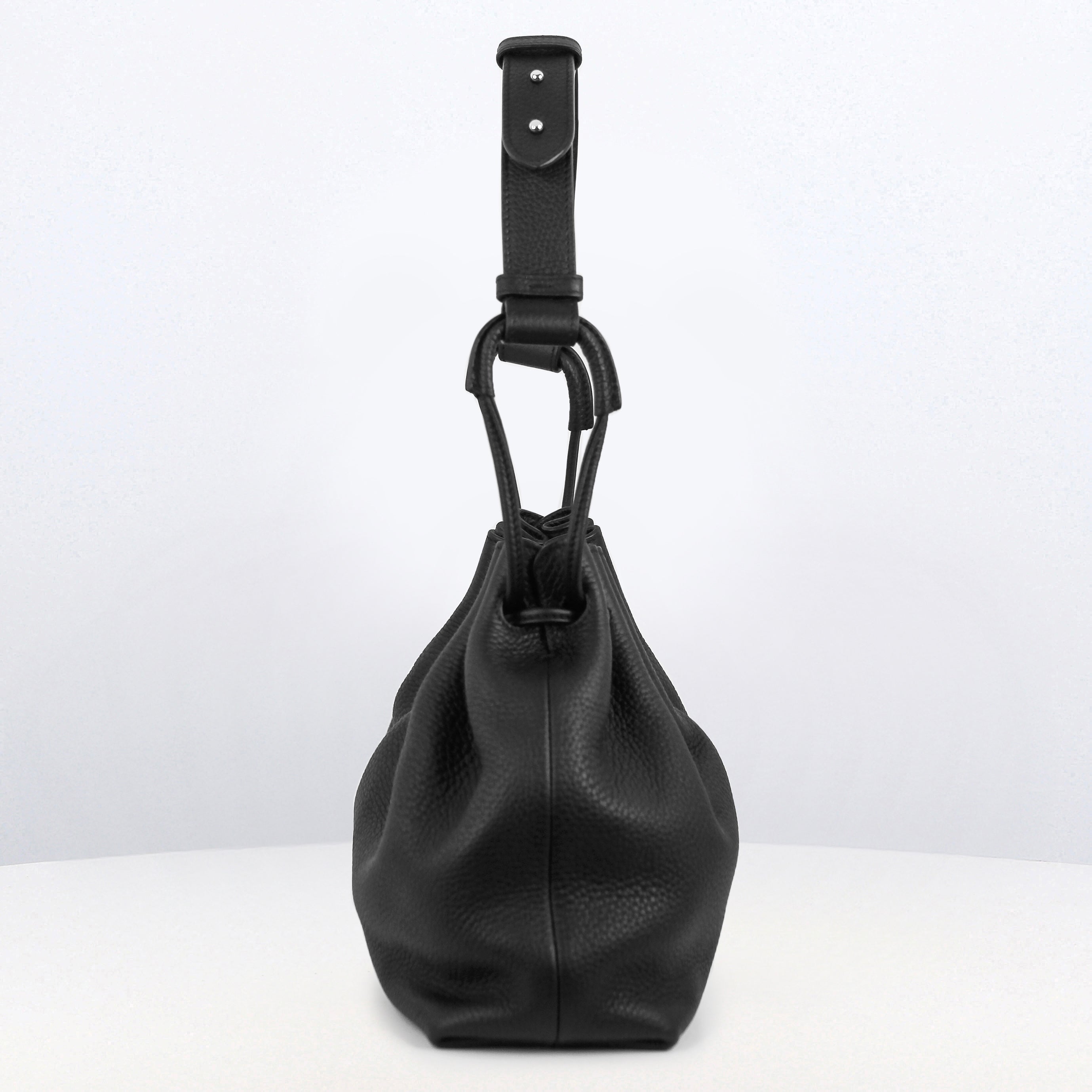 "Archive Event" LEATHER DRAWSTRING BAG COLETTE PM BLACK (SHORT HANDLE/STRAP)