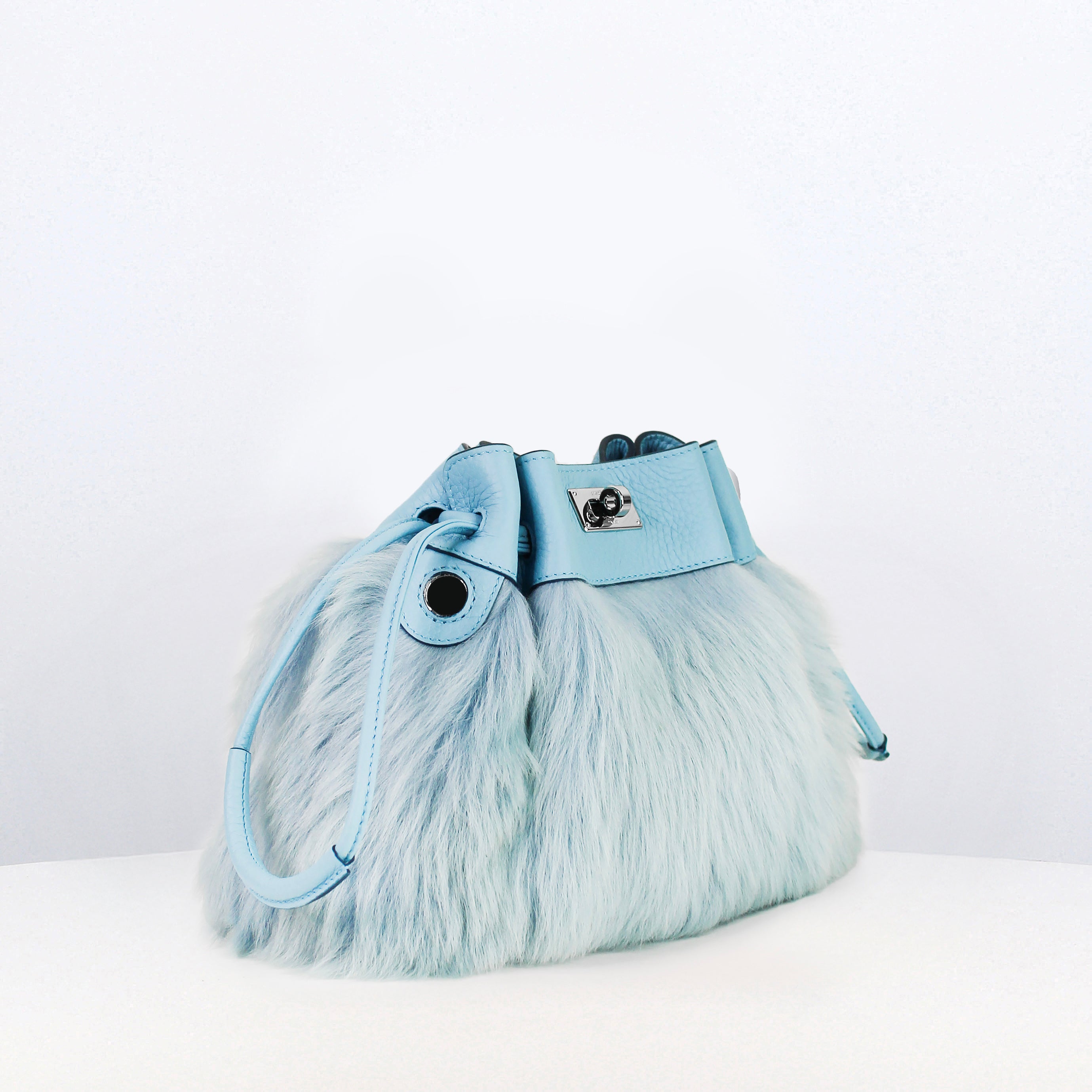 SAC À MAIN EN CUIR ET SHEARLING COLETTE CIEL