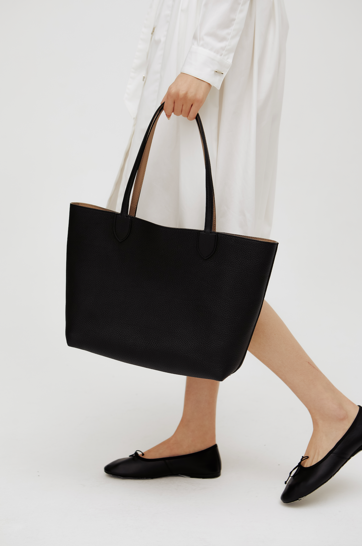 リバーシブルトートバッグ - リヴォリ 横長 ブラック/ベージュ