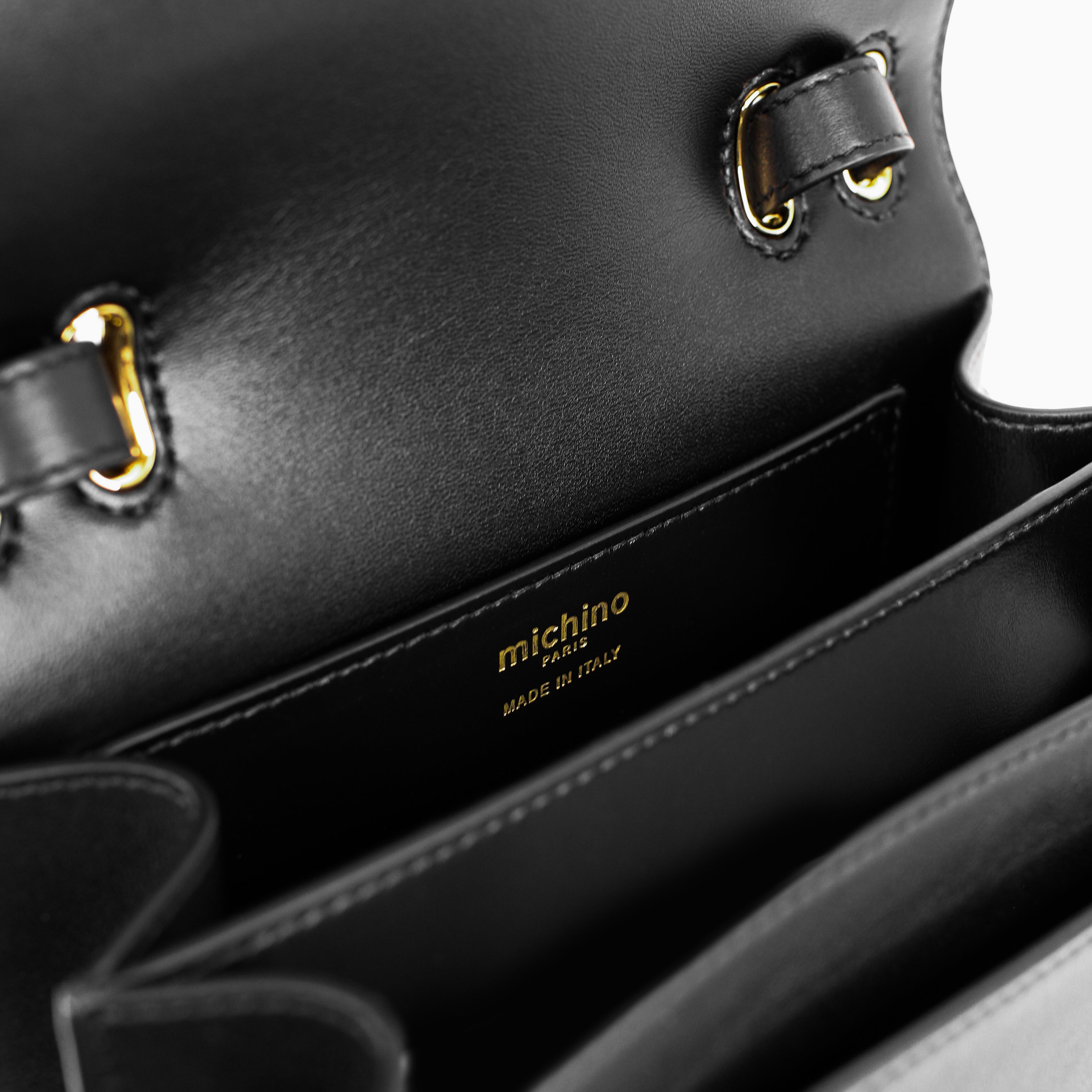"Archiv-Events" ELYSÉE LEDERTASCHE SCHWARZ GENAGELT