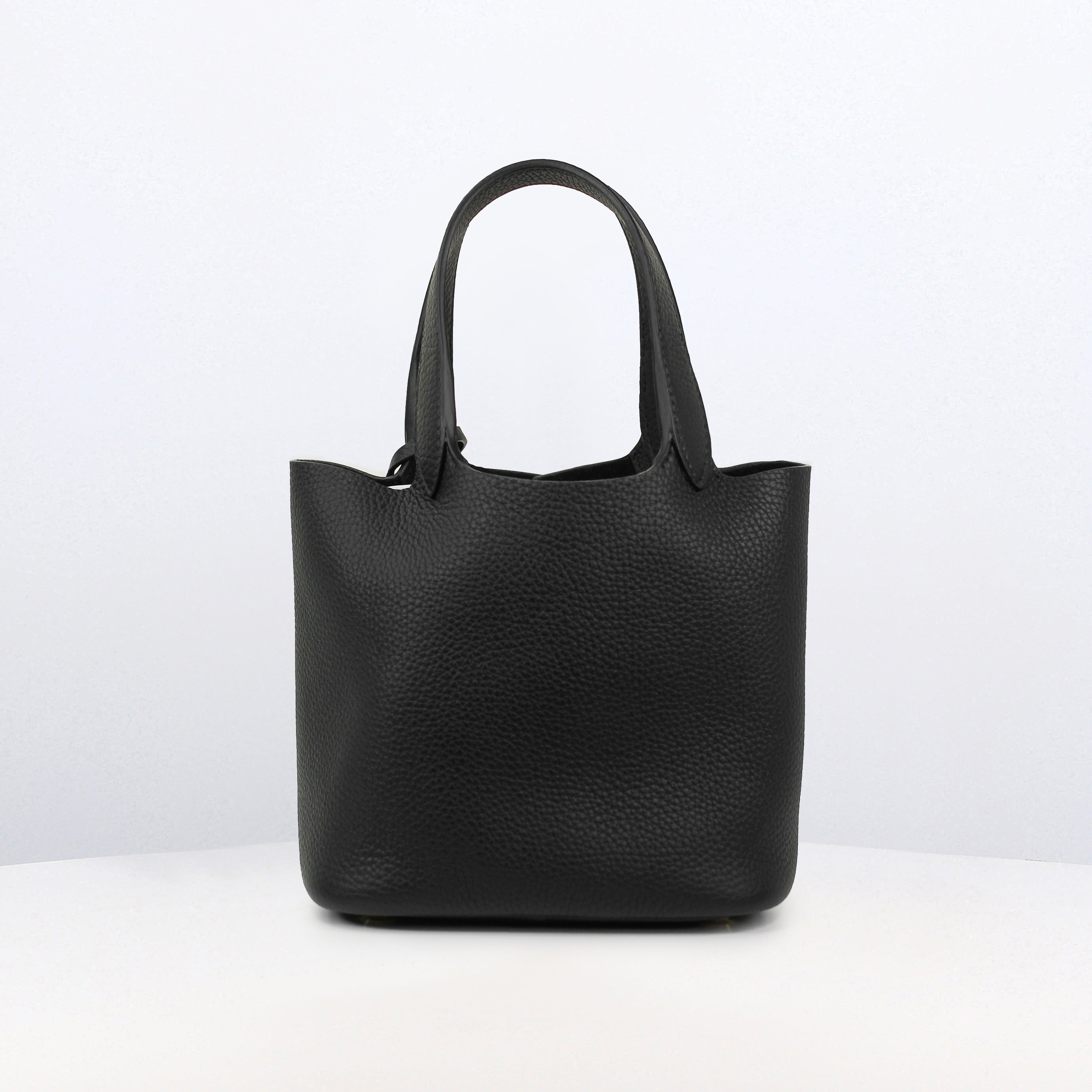 SAC A MAIN EN CUIR ETOILE MINI NOIR FINITIONS DORÉES