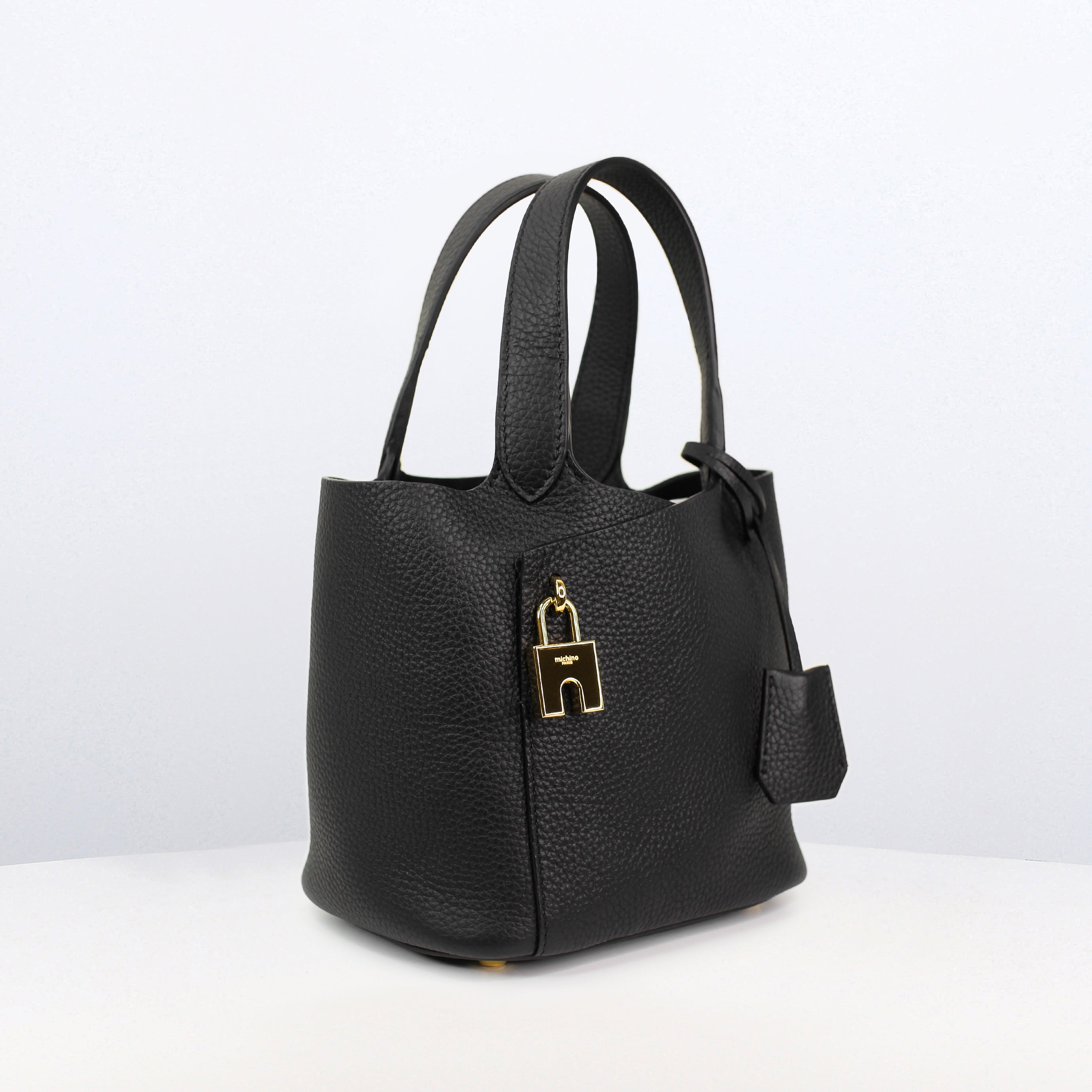 SAC A MAIN EN CUIR ETOILE MINI NOIR FINITIONS DORÉES