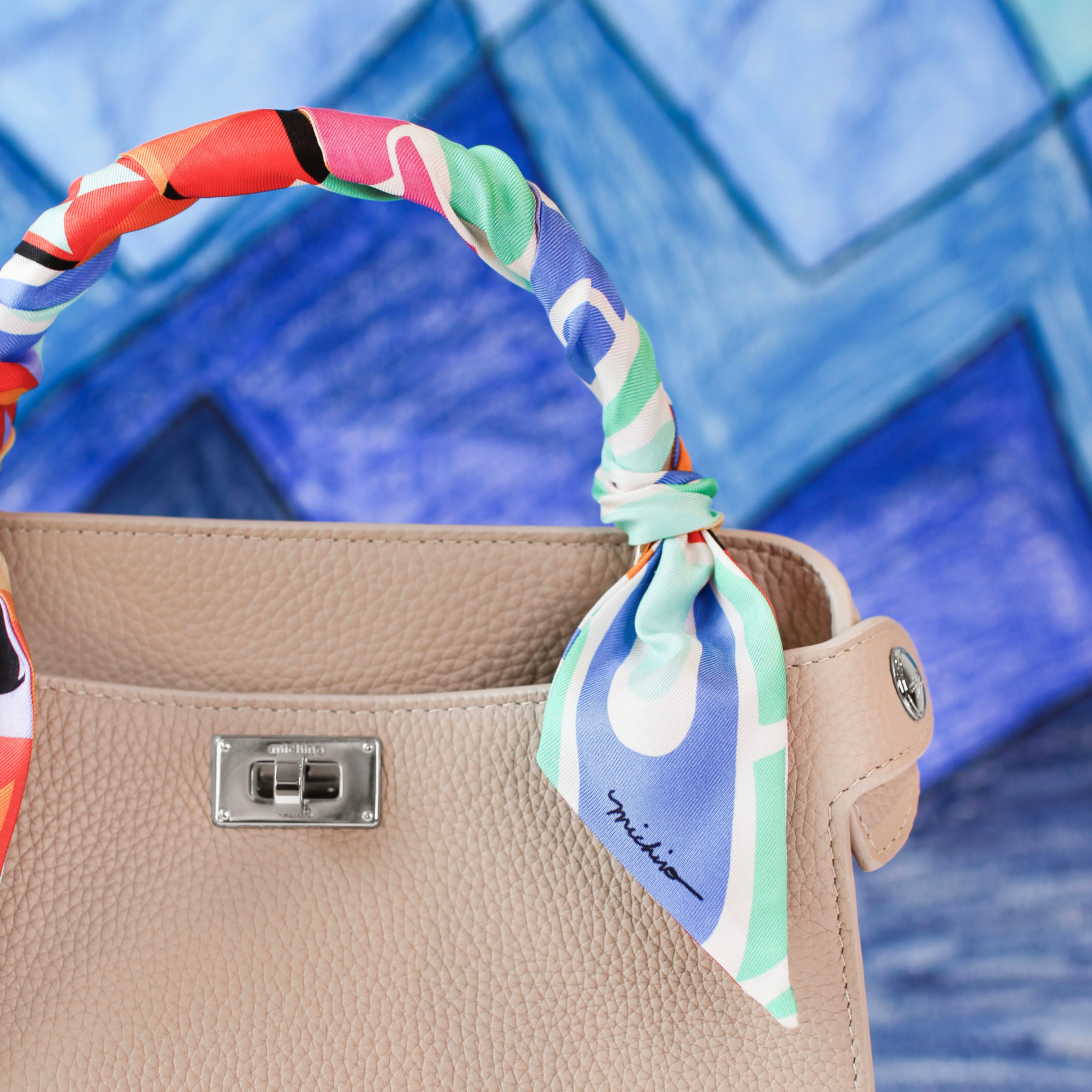 GIFT SET: LUTECE MINI GREIGE LEATHER HANDBAG & MICHII PARIS SILK SCARF