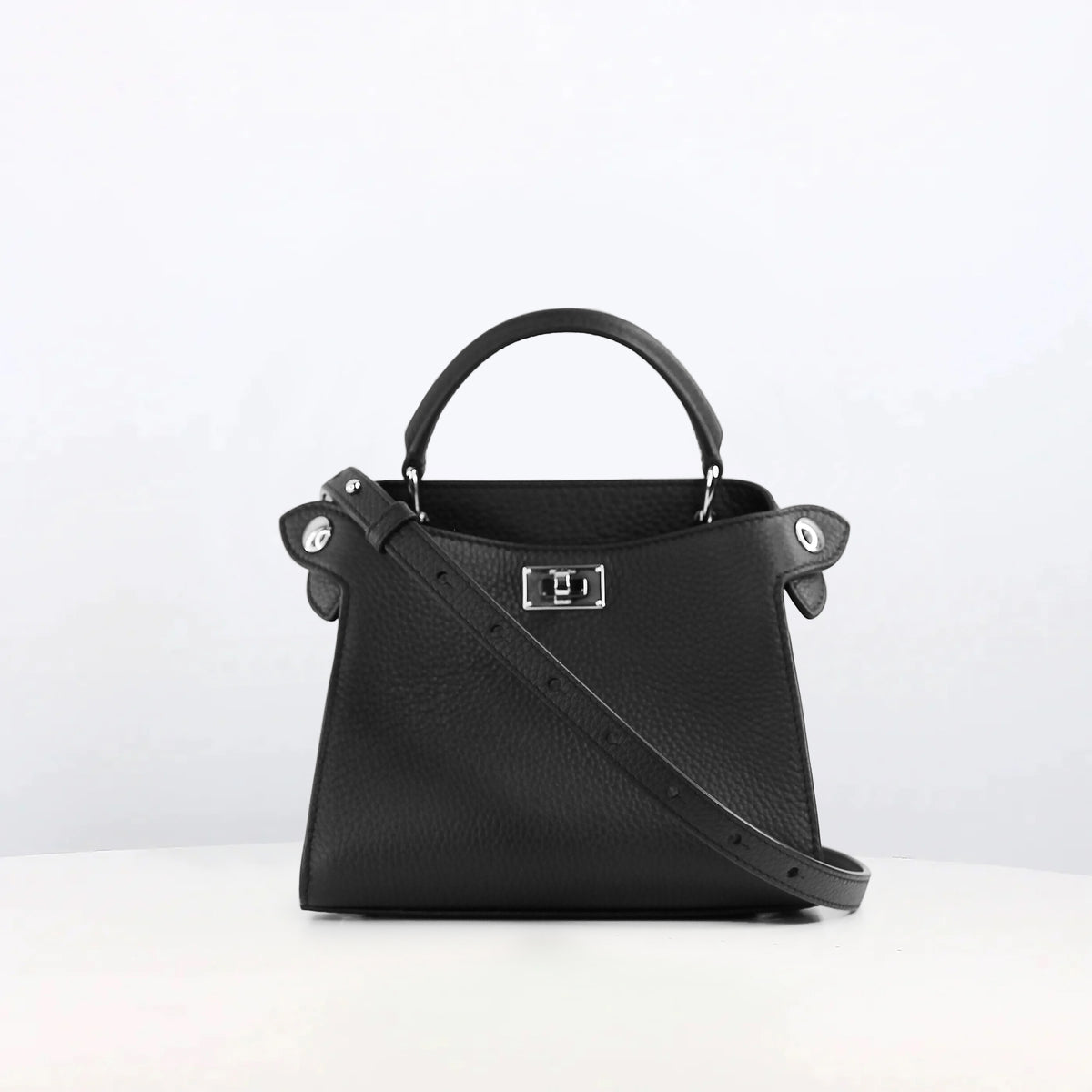 LUTECE NANO LEDERHANDTASCHE SCHWARZ