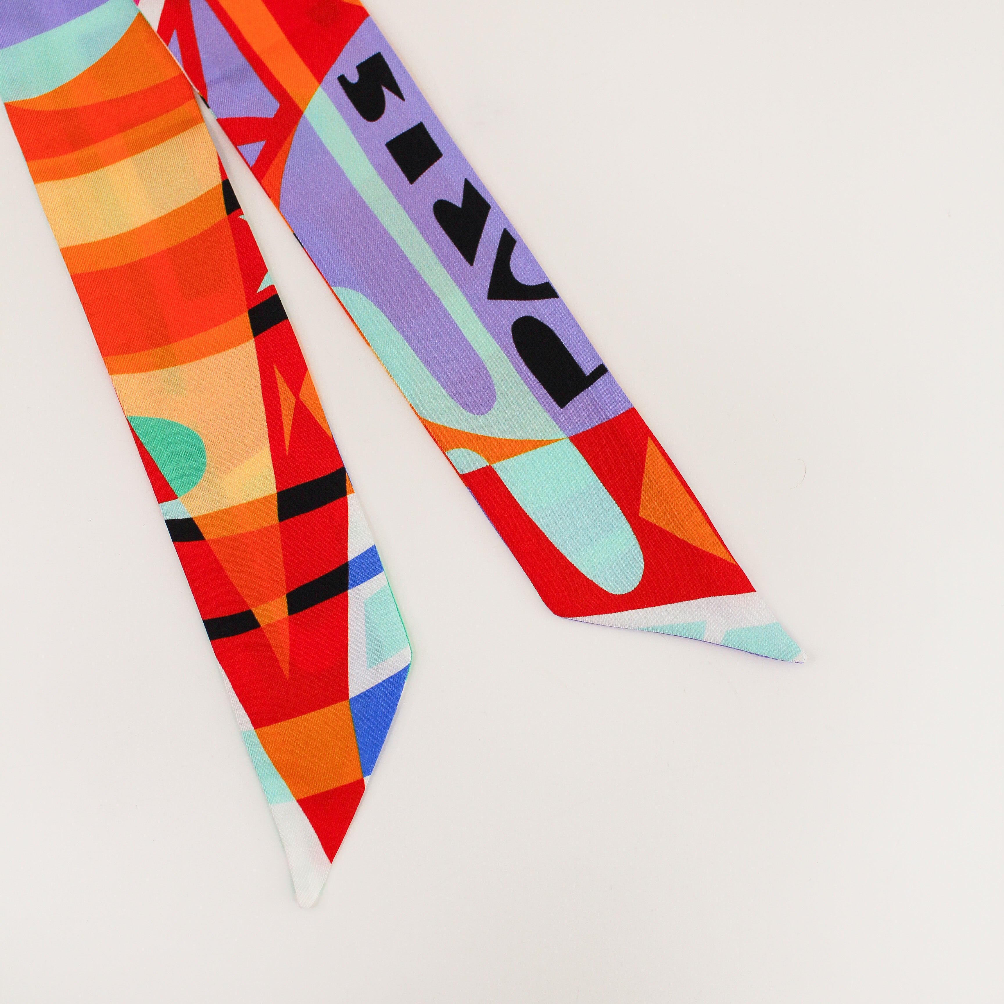 GIFT SET: LUTECE MINI GREIGE LEATHER HANDBAG & MICHII PARIS SILK SCARF