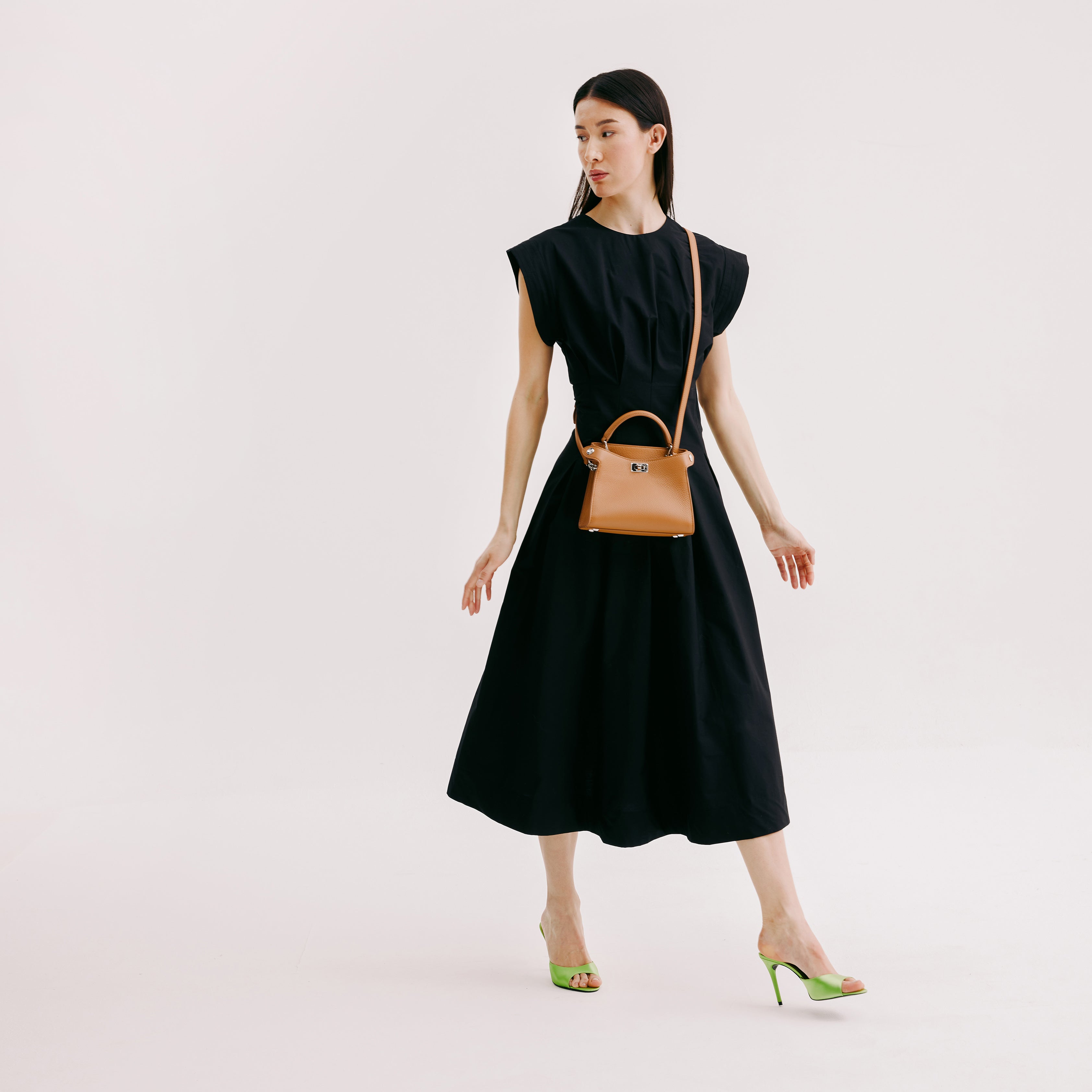 SAC À MAIN EN CUIR LUTECE NANO CAMEL