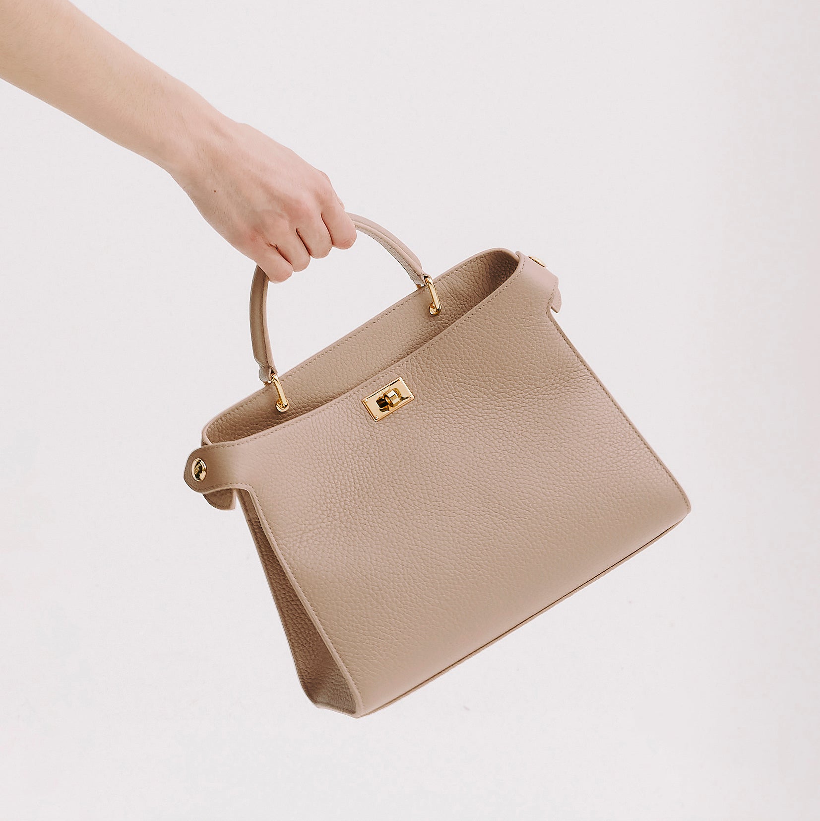 LUTECE 27 LEDERHANDTASCHE TOURTERELLE MIT GOLDVERZIERUNG