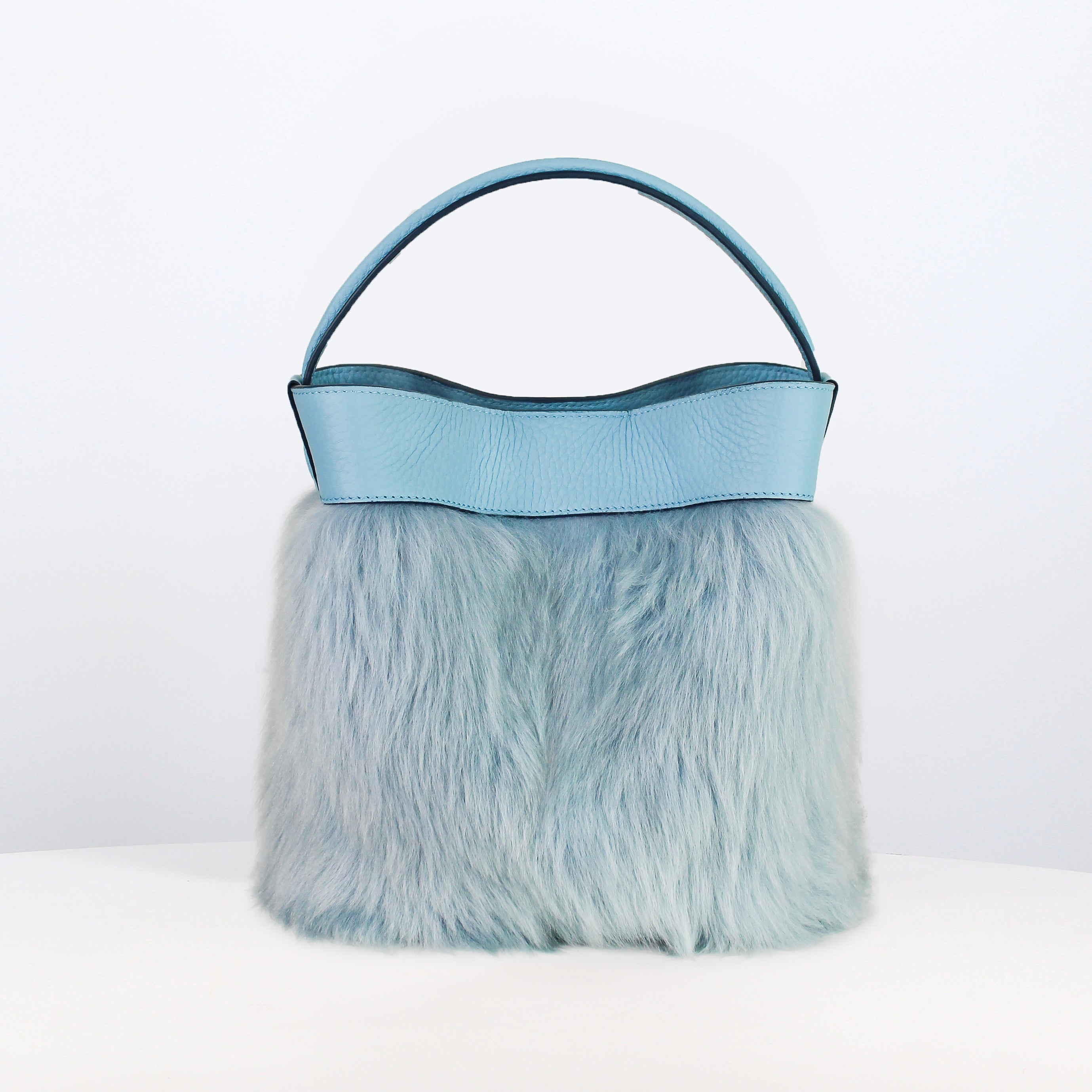 SAC À MAIN EN CUIR ET SHEARLING ODEON MINI CIEL