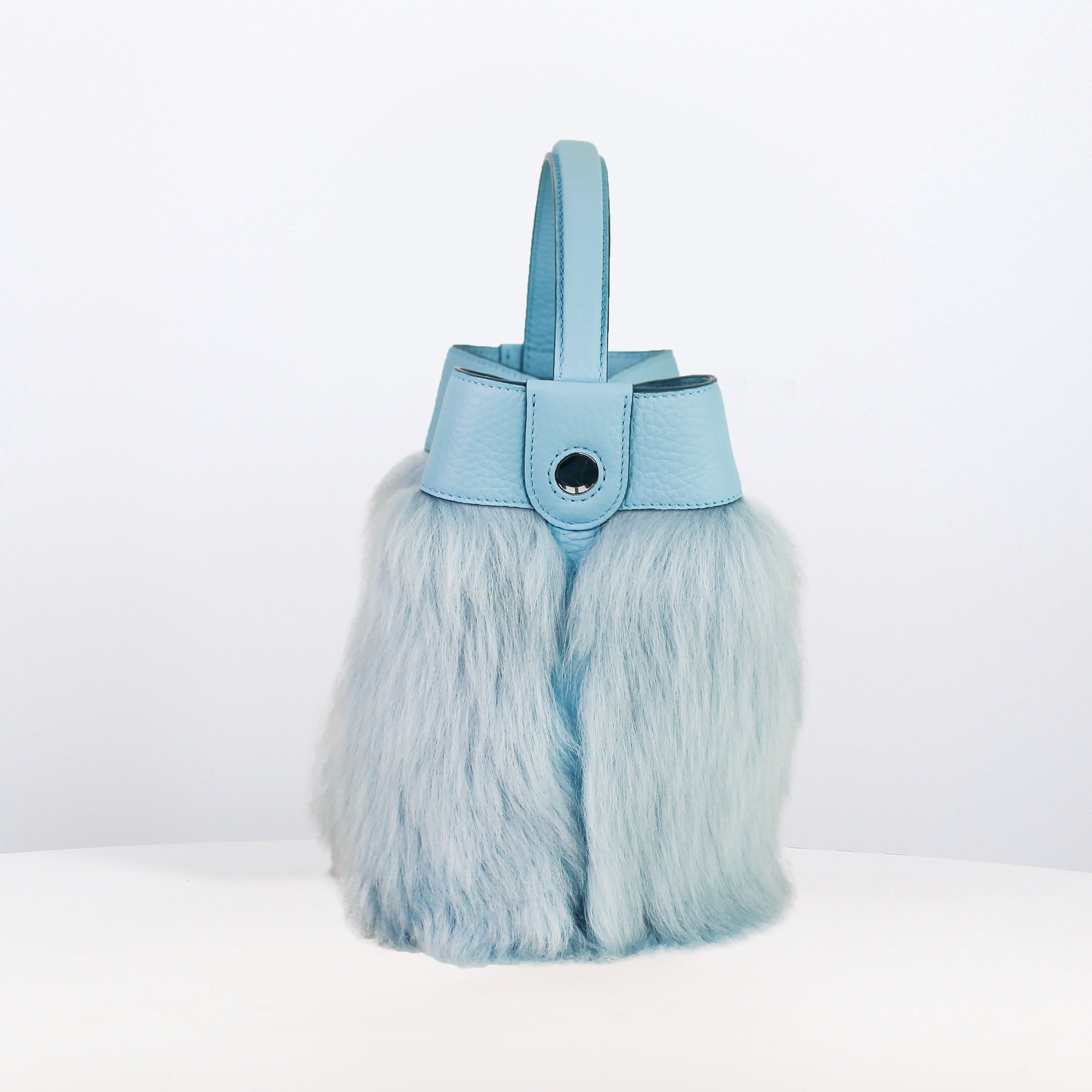 SAC À MAIN EN CUIR ET SHEARLING ODEON MINI CIEL