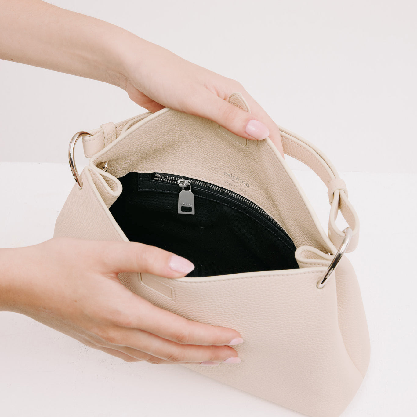 LEATHER HANDBAG PASSY MINI IVORY