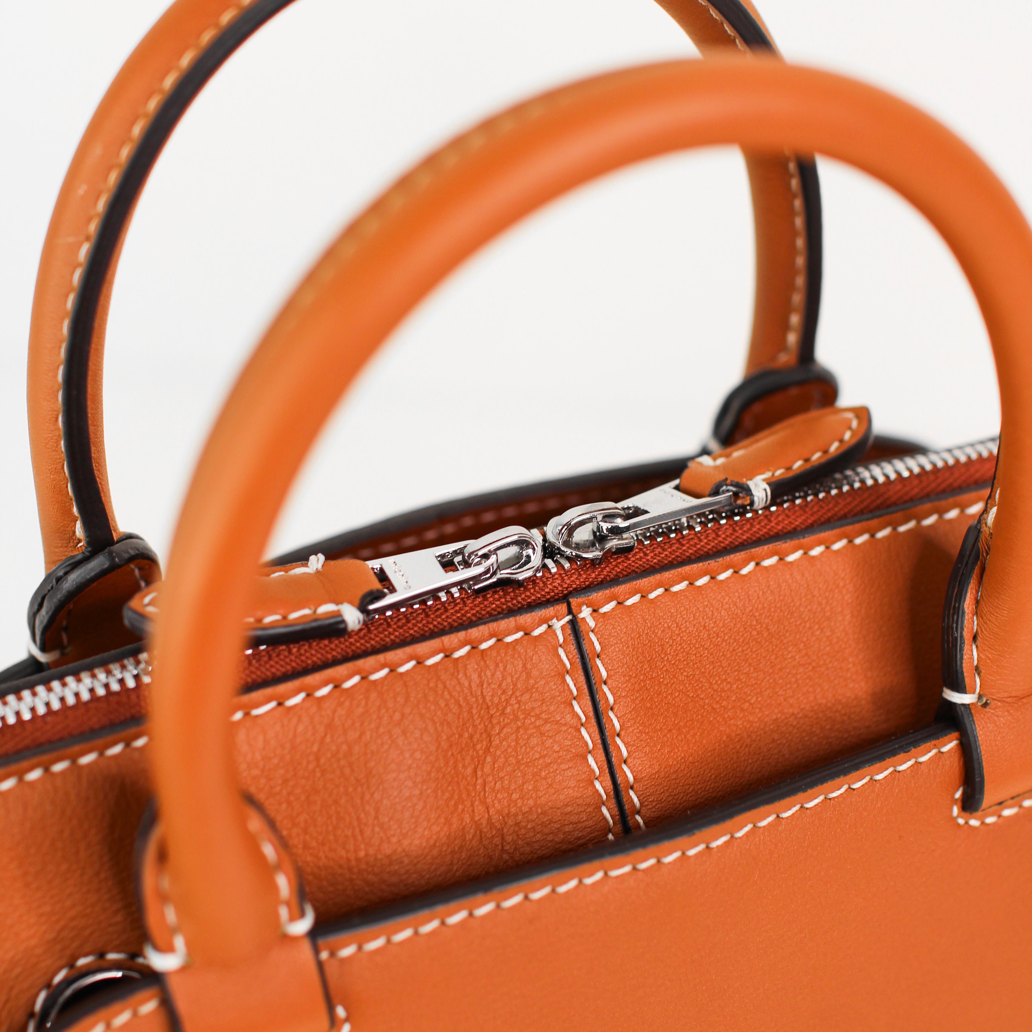 LEATHER HANDBAG SEPTIEME MINI GOLD