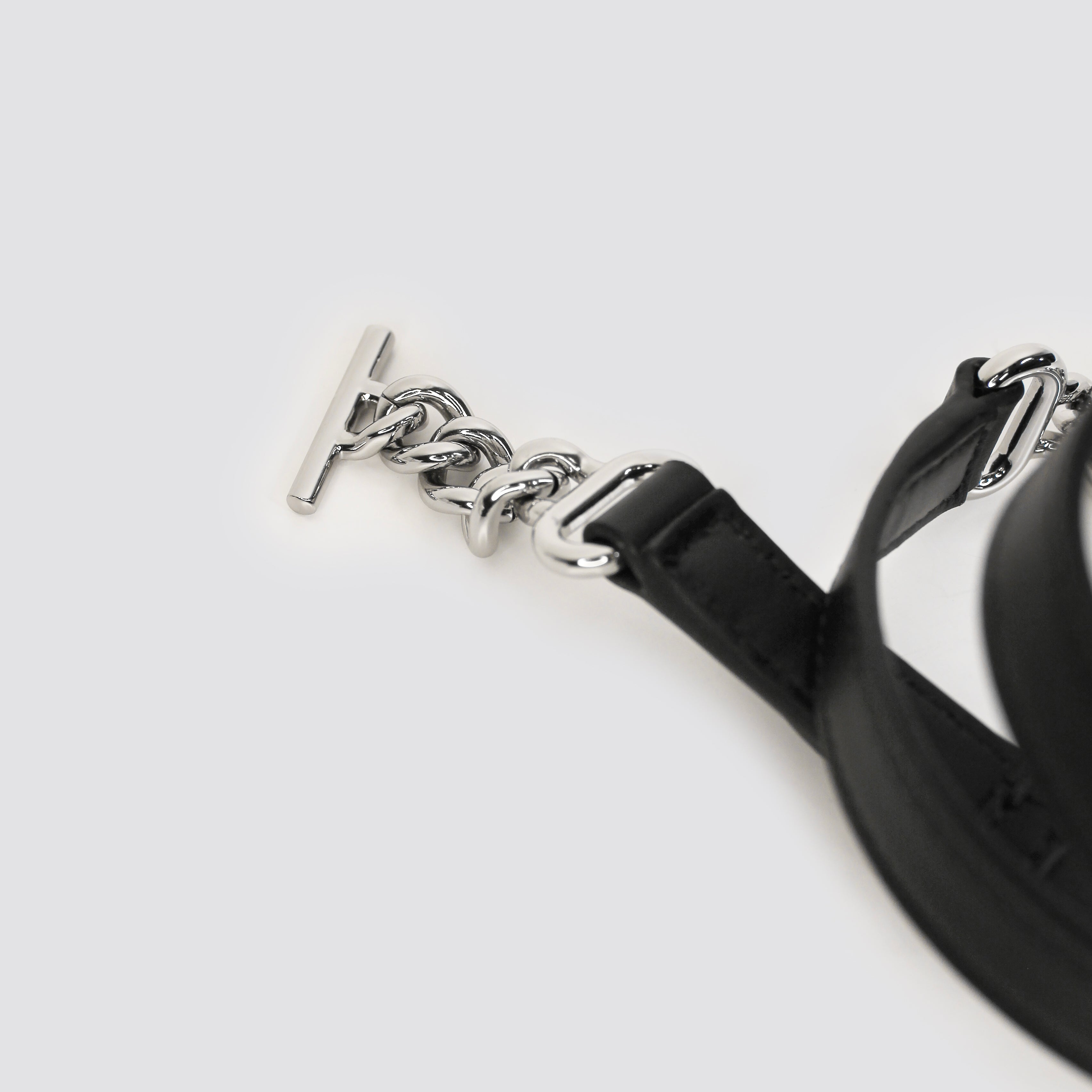 "Archive Event" BANDOULIÈRE EN CUIR LISSE NOIR