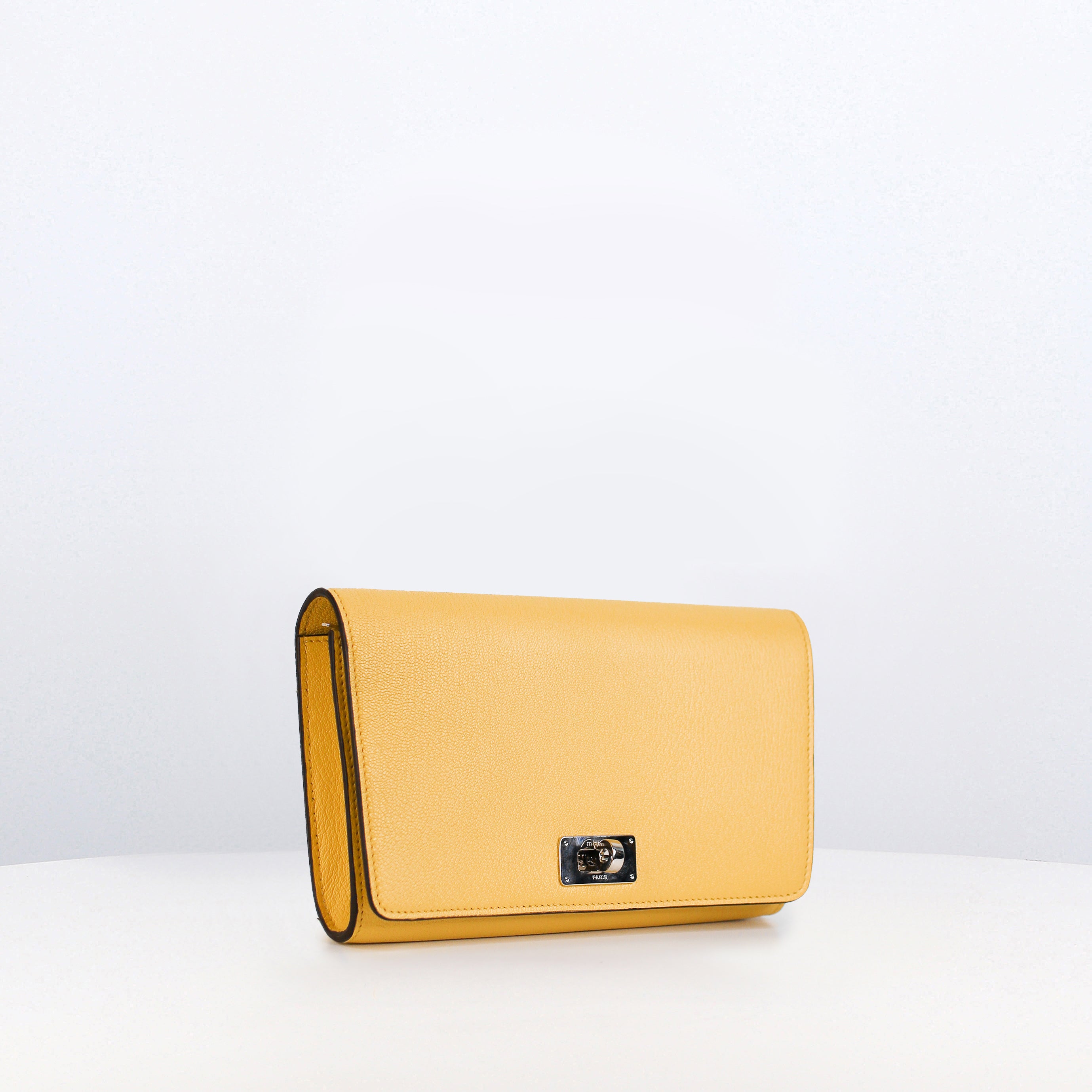 "Archive Event" SAC PORTEFEUILLE EN CUIR CAPUCINES YELLOW