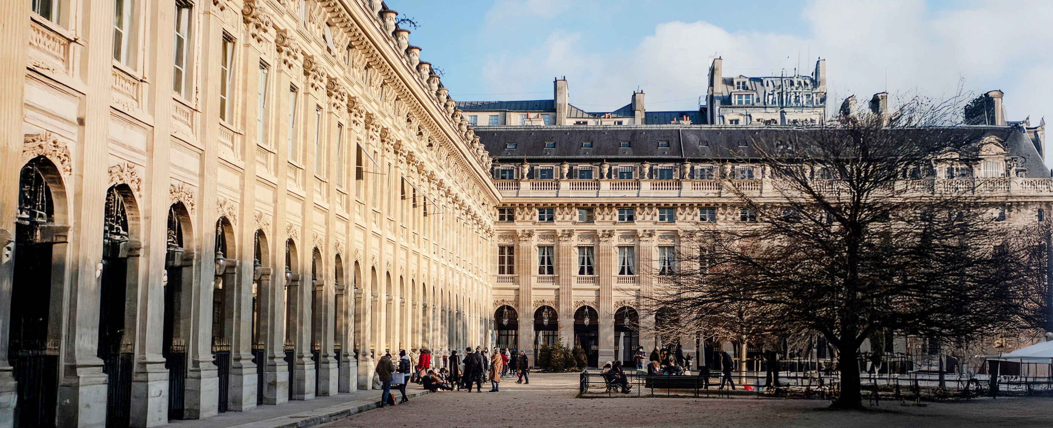 PALAIS ROYAL - SAC BOITE