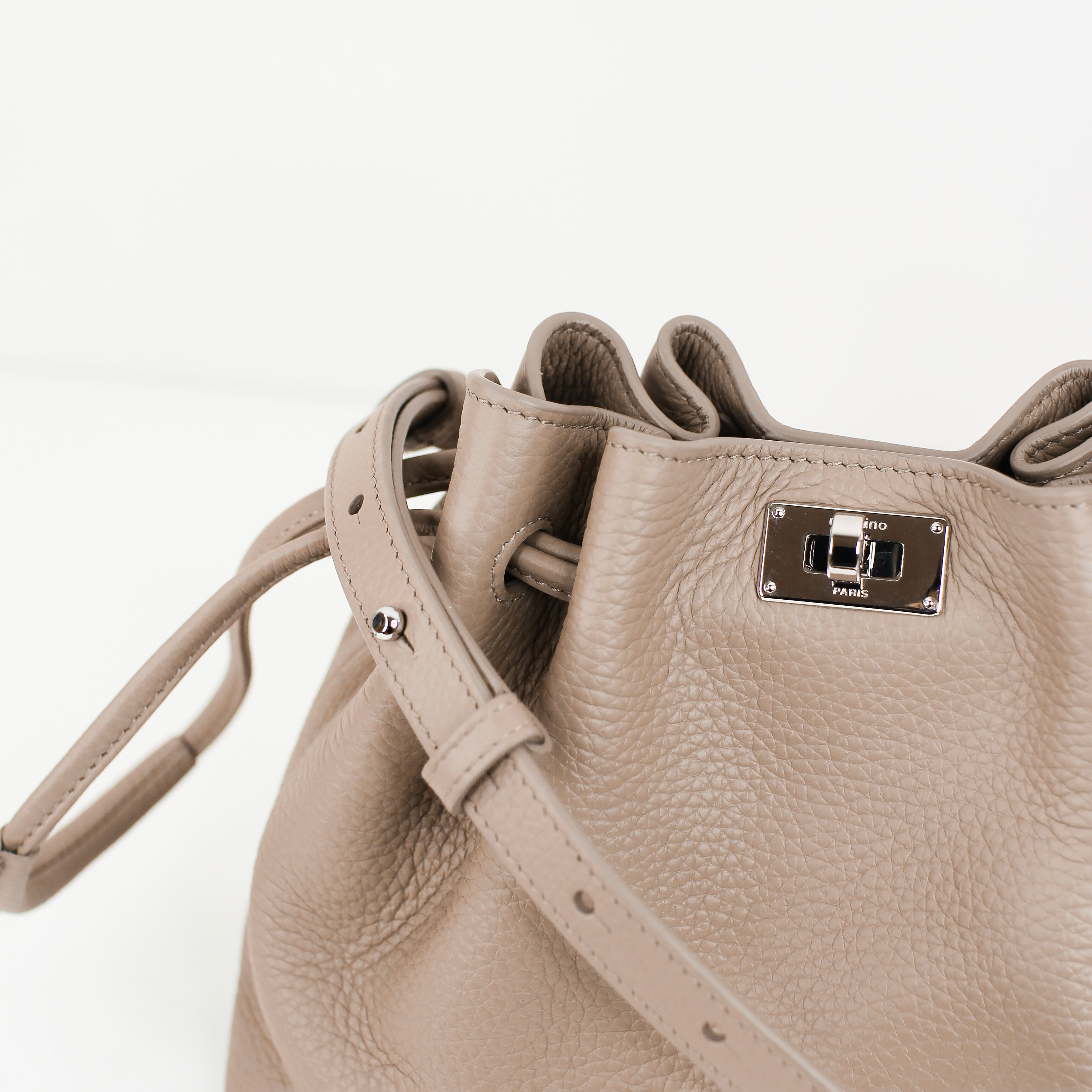 LEATHER DRAWSTRING BAG COLETTE MINI TOURTERELLE