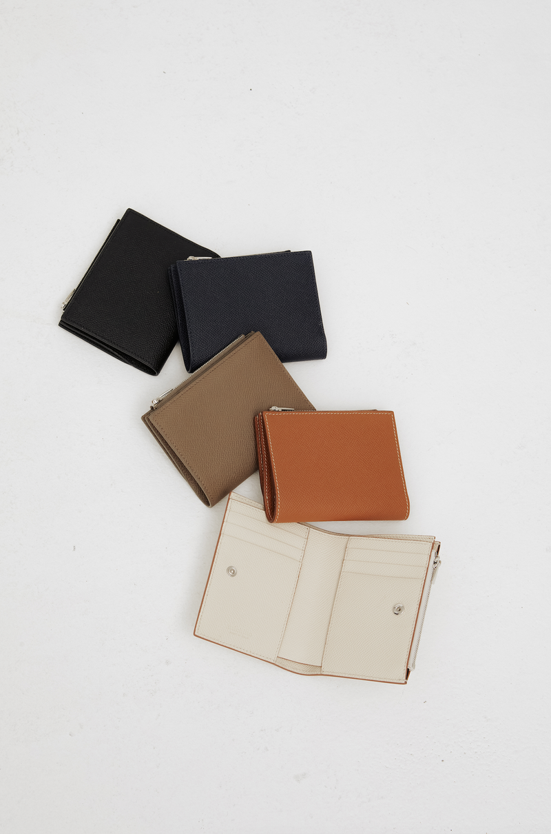 LEATHER BIFOLD ZIP WALLET GOLD