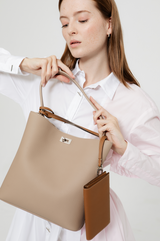 LEATHER BUCKET BAG ODEON PM TAUPE