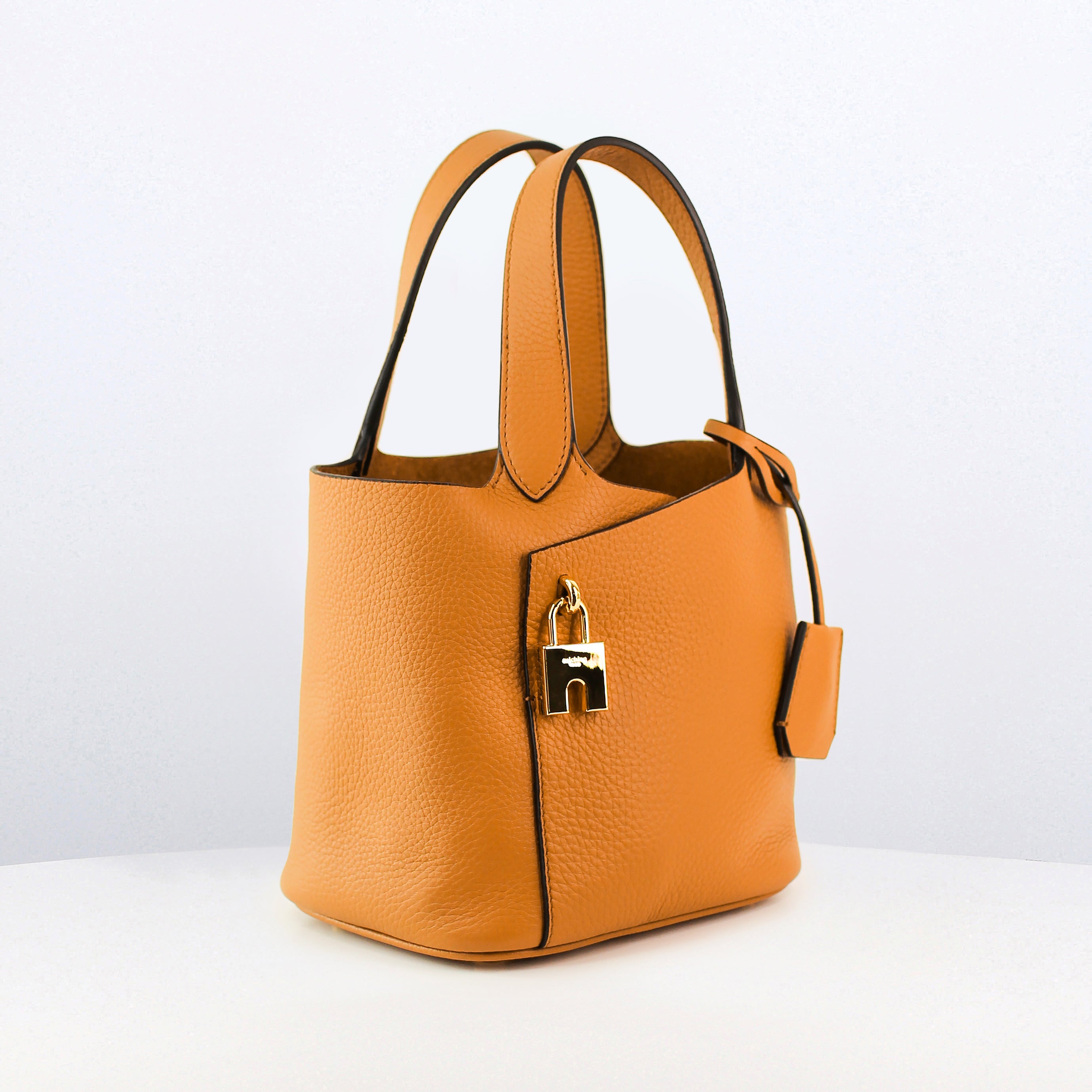 Michino Paris: Discover the Etoile bag our newest handbag