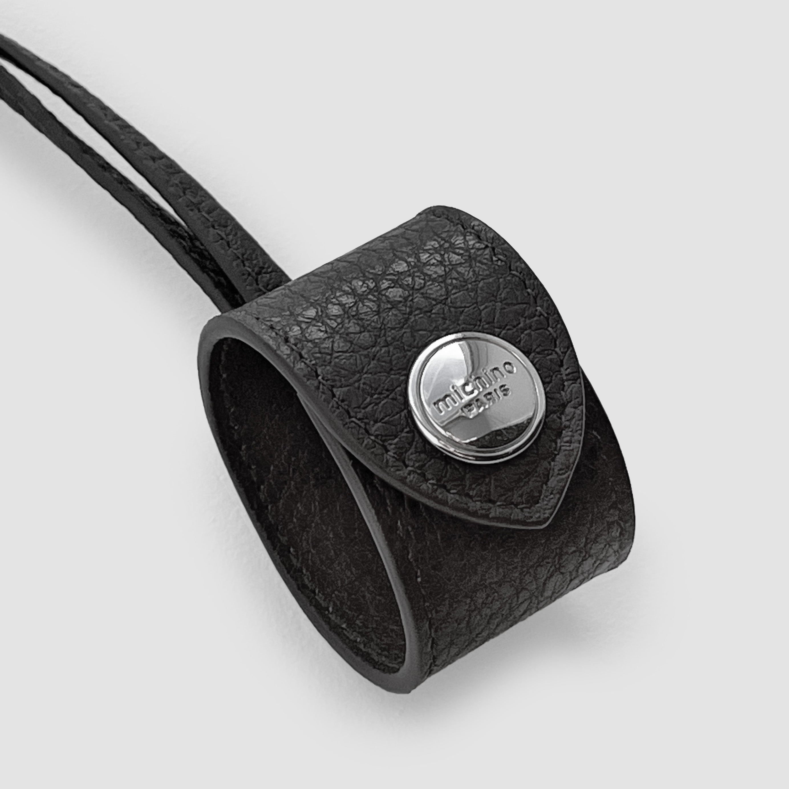 PORTE-GANTS EN CUIR NOIR