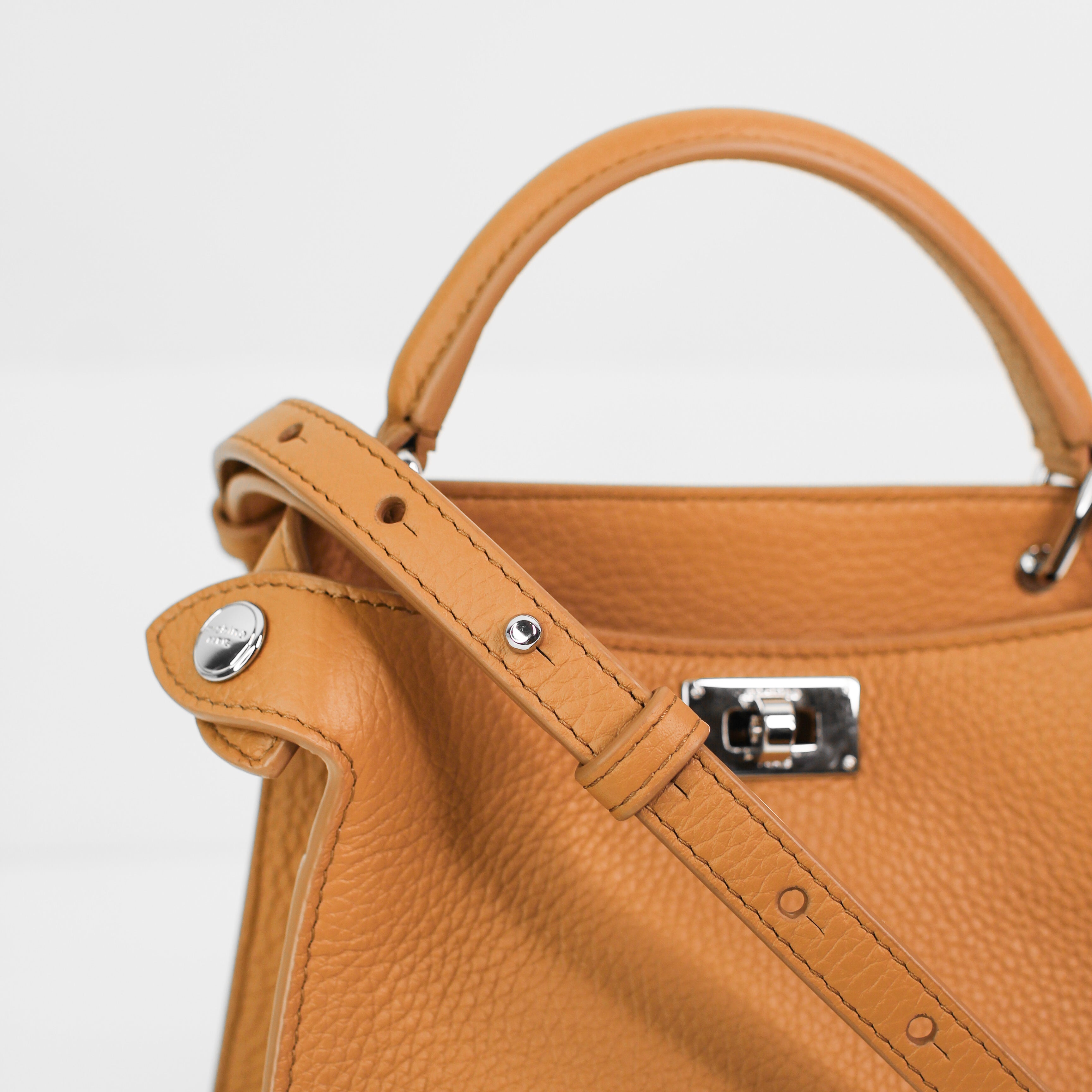 SAC À MAIN EN CUIR LUTECE NANO CAMEL