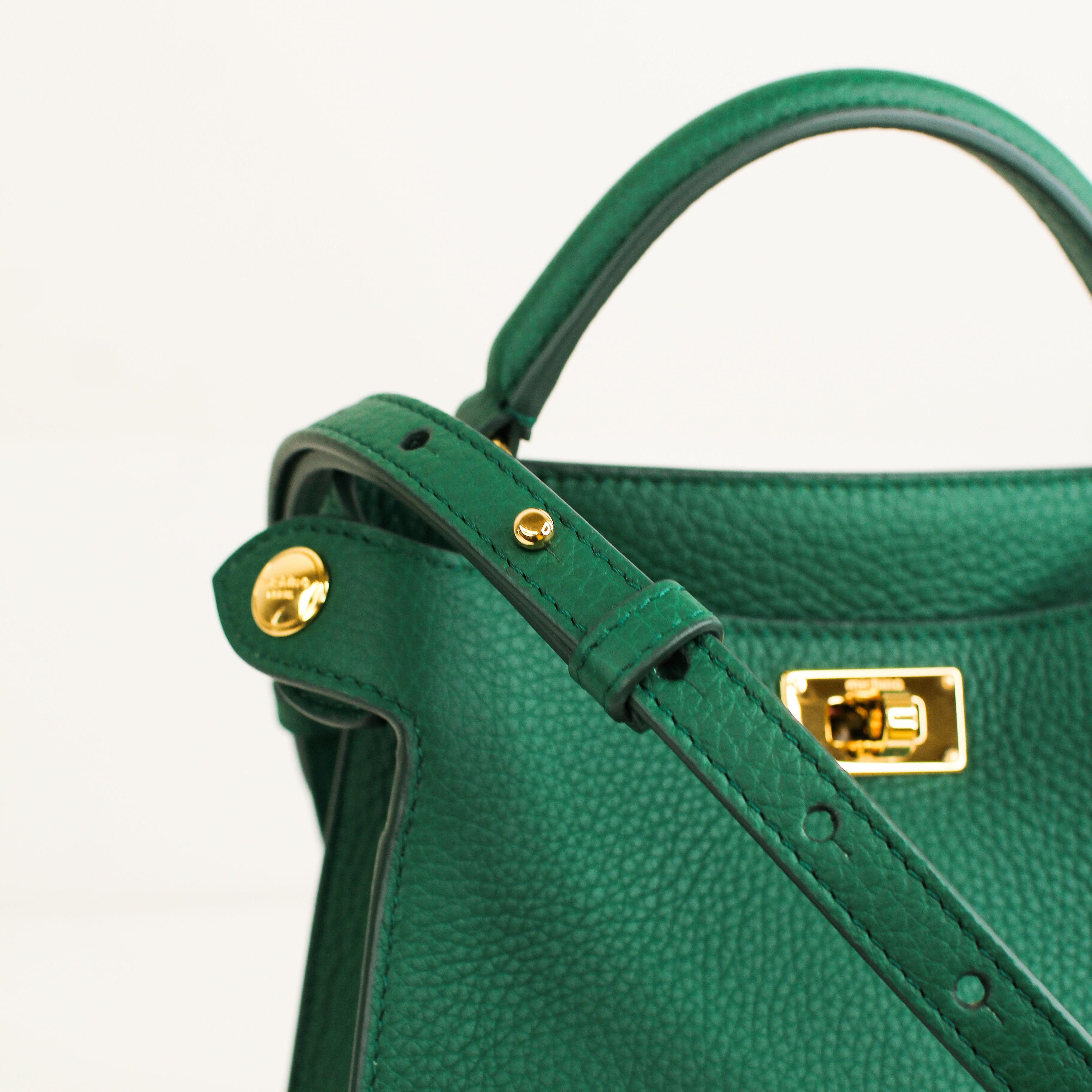 SAC À MAIN EN CUIR LUTECE NANO VERT OASIS