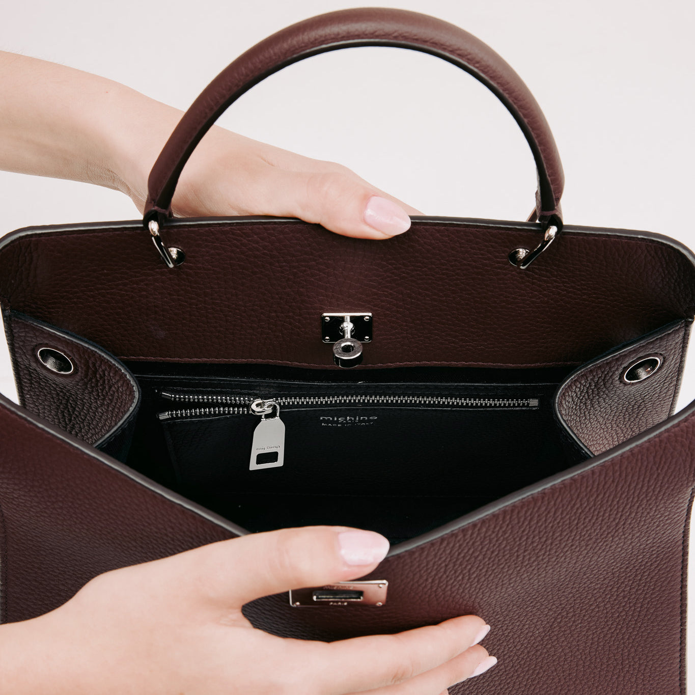 SAC À MAIN EN CUIR LUTECE PM PRUNE