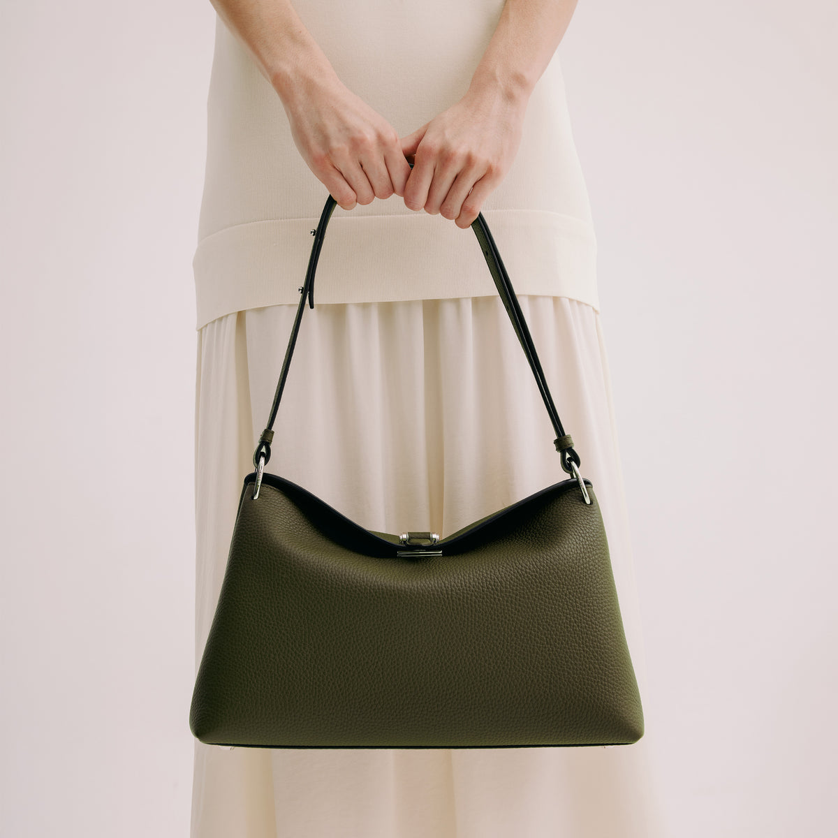 SAC À MAIN EN CUIR PASSY PM KAKI