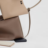 SANGLE EN CUIR TAUPE