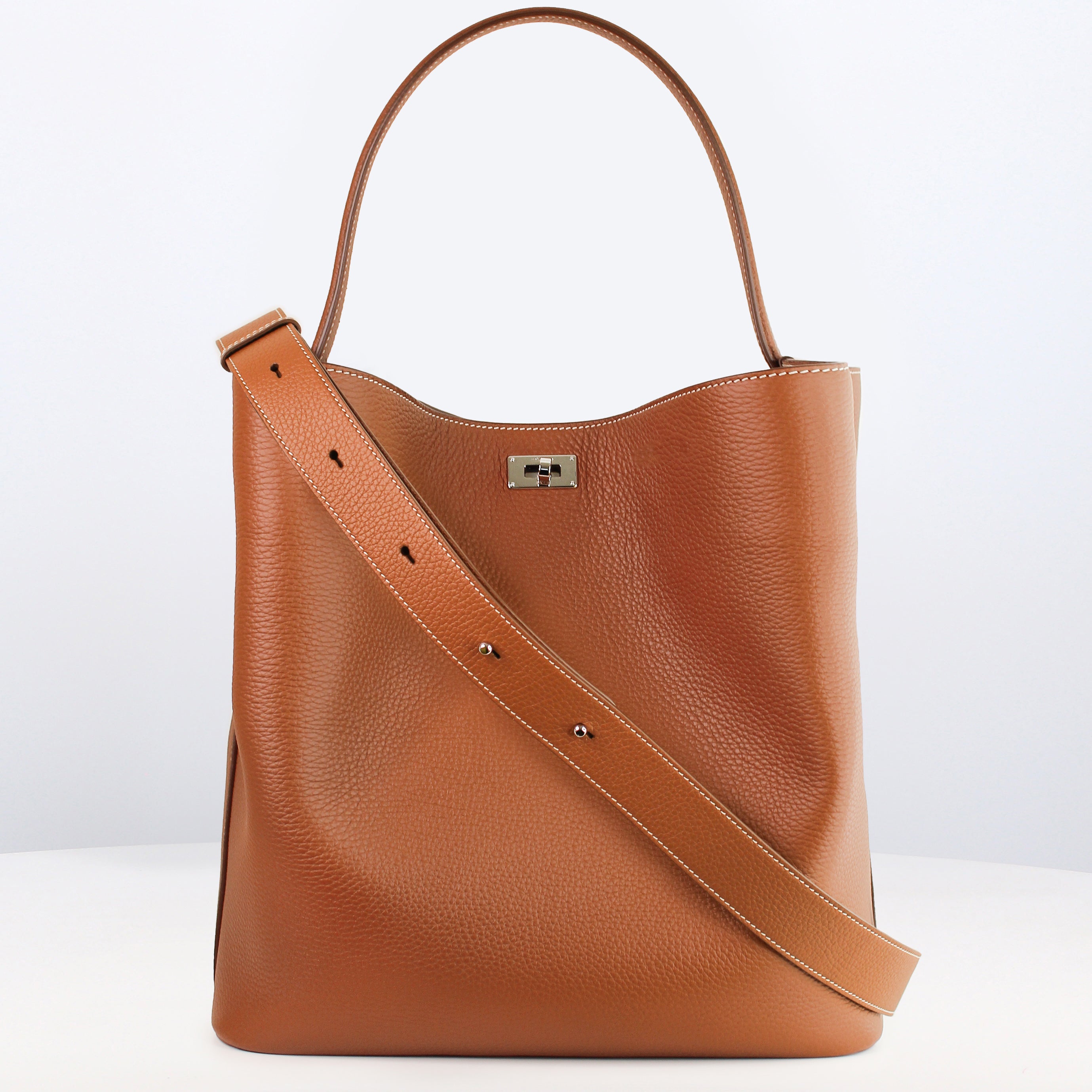 SAC SEAU EN CUIR ODÉON GM GOLD