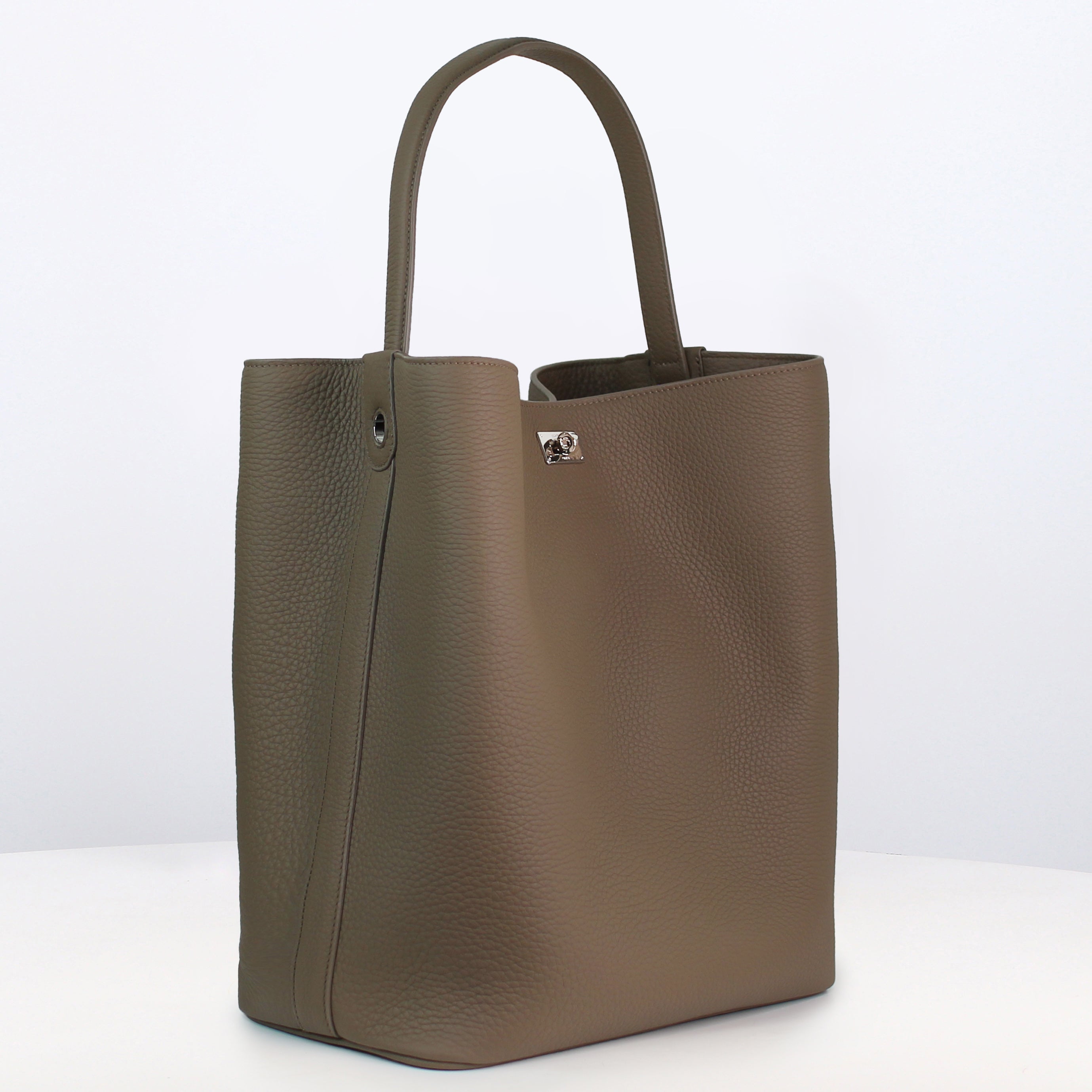 バケットバッグ - オデオン ラージ トープ