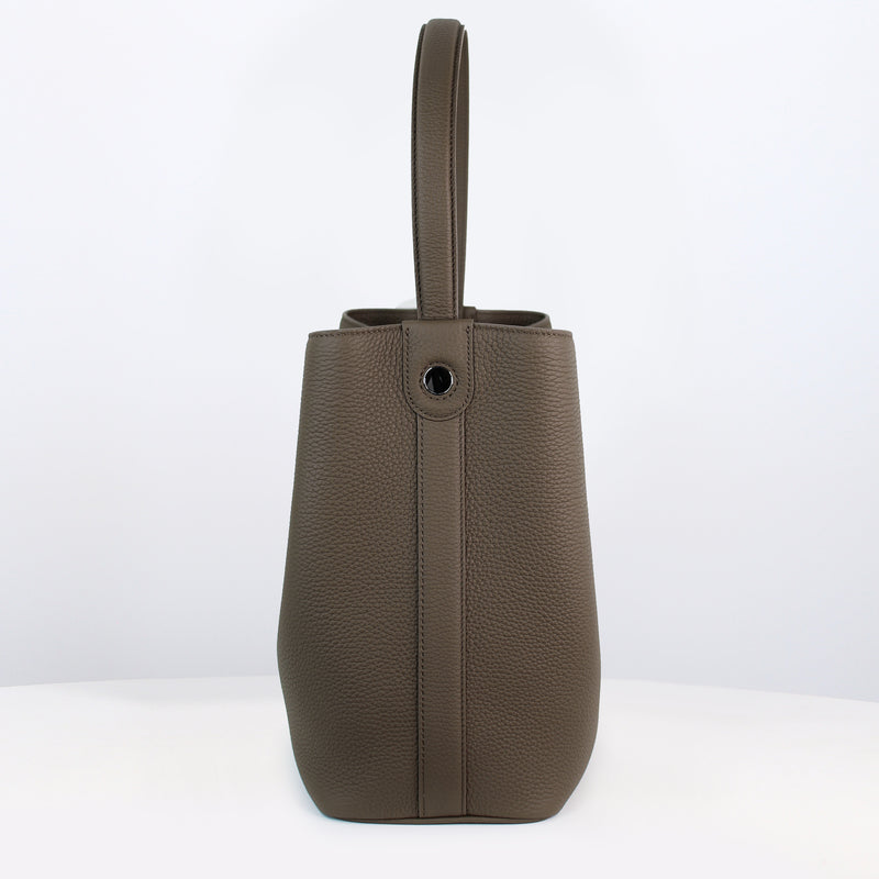 LEATHER BUCKET BAG ODEON PM TAUPE