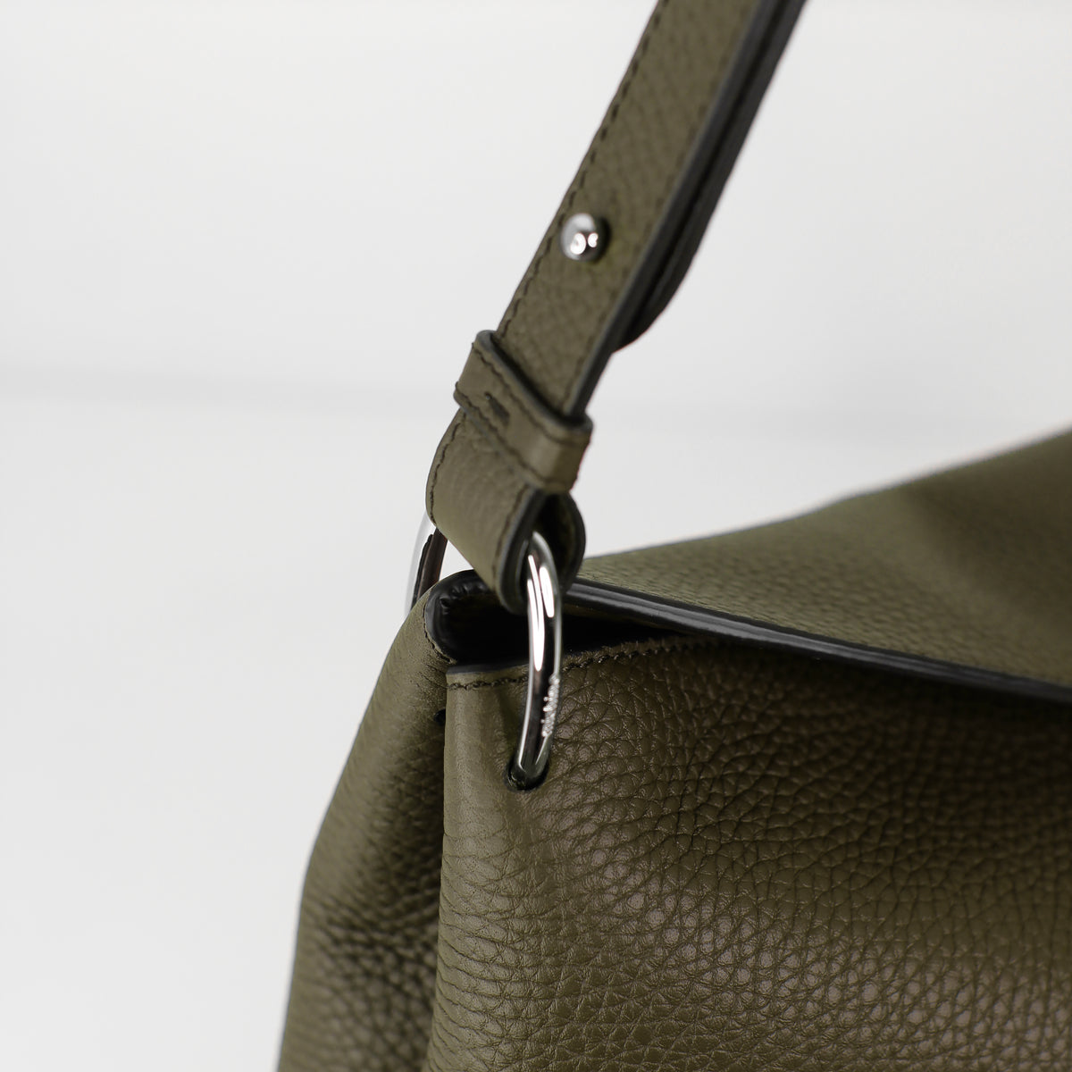 SAC À MAIN EN CUIR PASSY PM KAKI