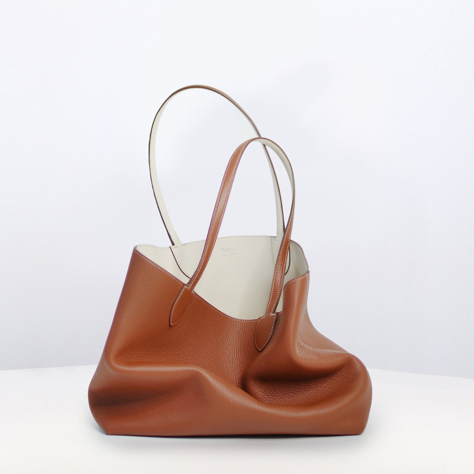 【送料込】michino PARIS_リヴォリ 横長 ゴールド/アイボリー RIVOLI REVERSIBLE LEATHER TOTE BAG EAST/WEST GOLD/IVORY
