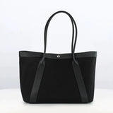 COFFRET : SAC CABAS SEINE40 NOIR AVEC SA POCHETTE