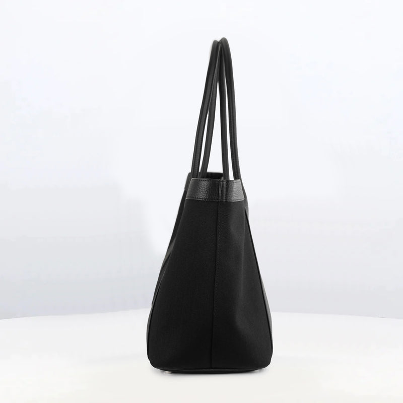 COFFRET : SAC CABAS SEINE40 NOIR AVEC SA POCHETTE