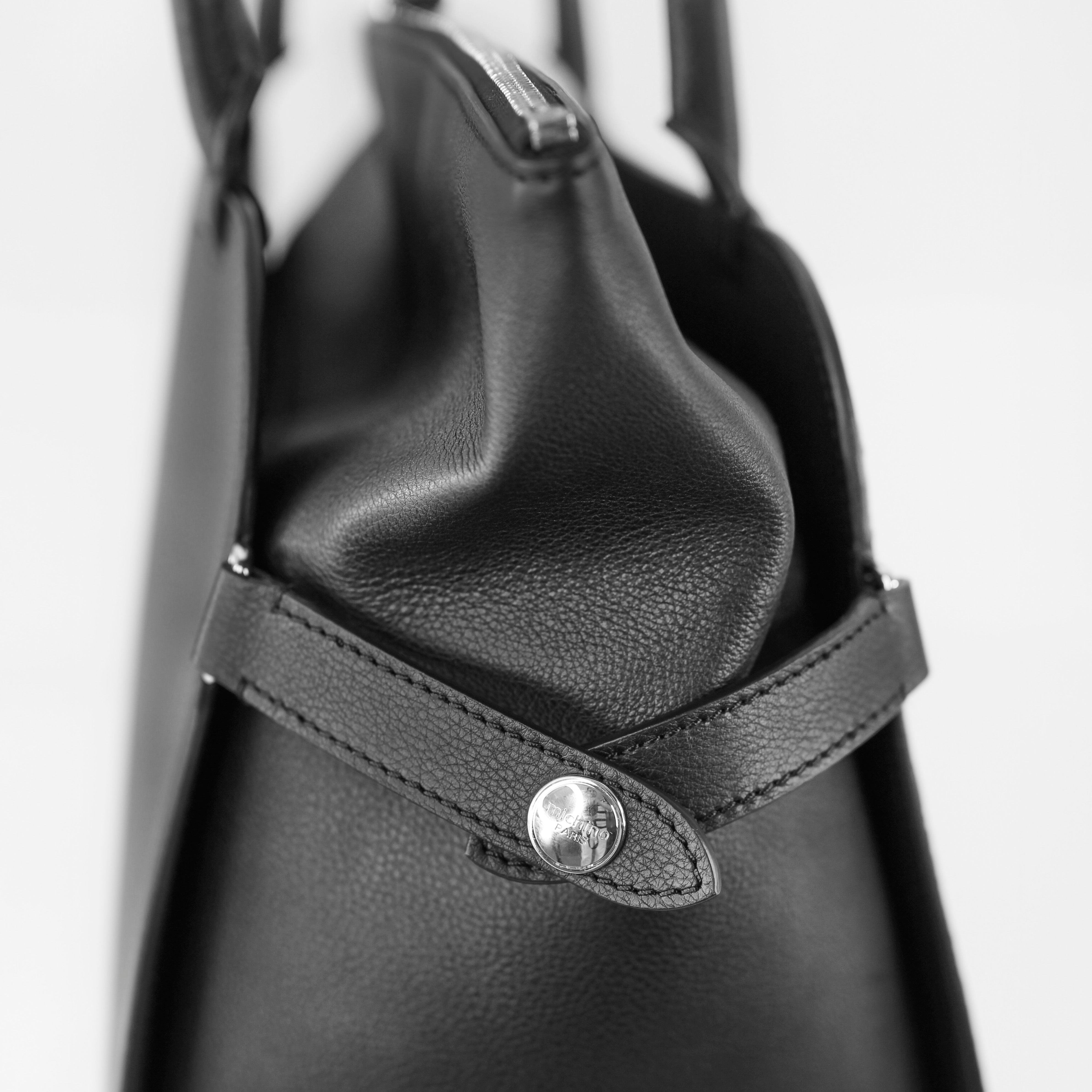 SAC À MAIN EN CUIR SEPTIÈME MM NOIR