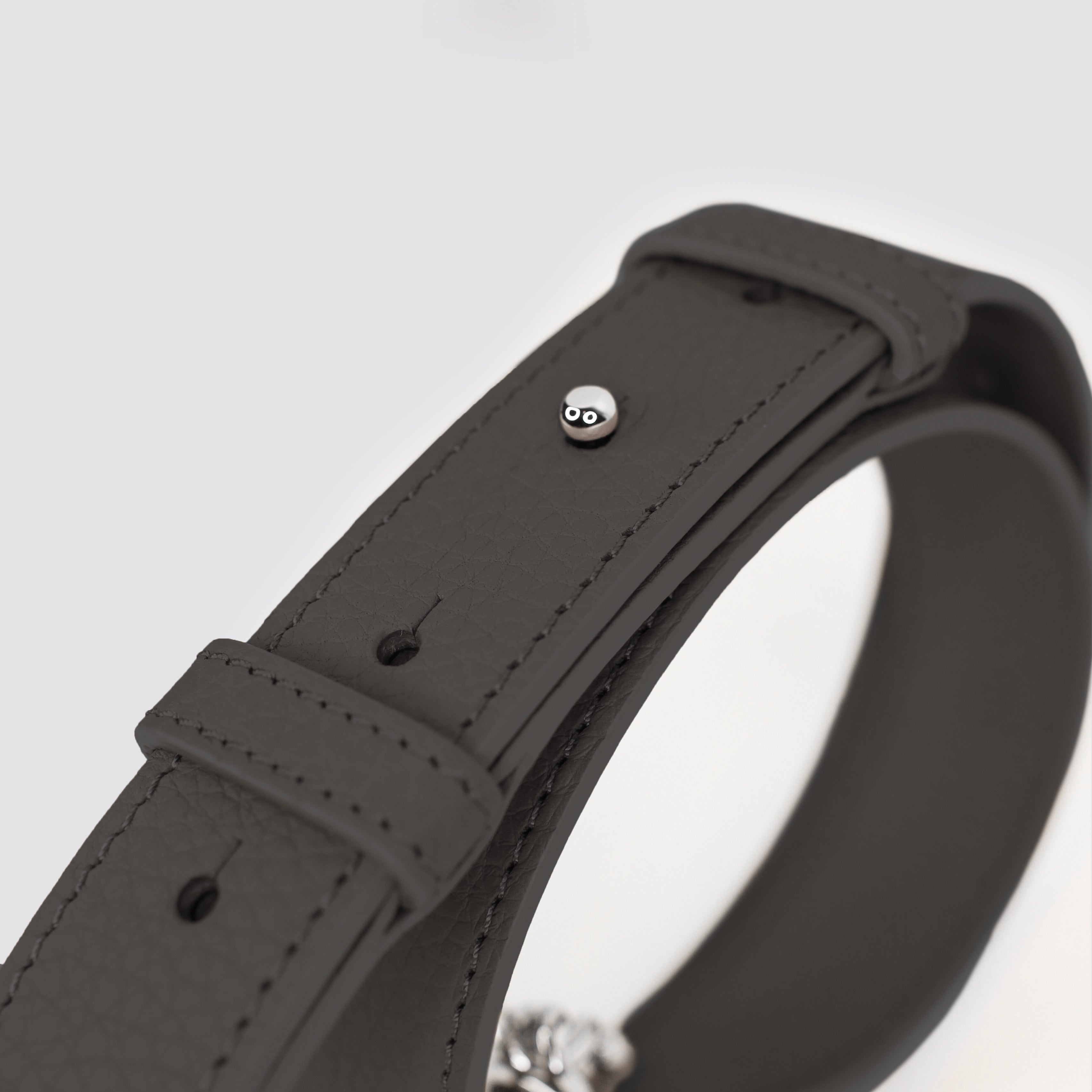 "Archive Event" BANDOULIÈRE EN CUIR GRIS CHARBON