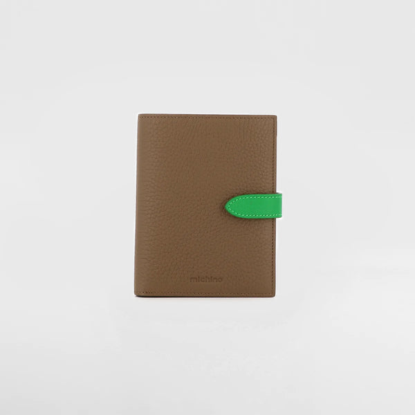 LEATHER MEDIUM WALLET ETAUPE / GREEN BAMBOO