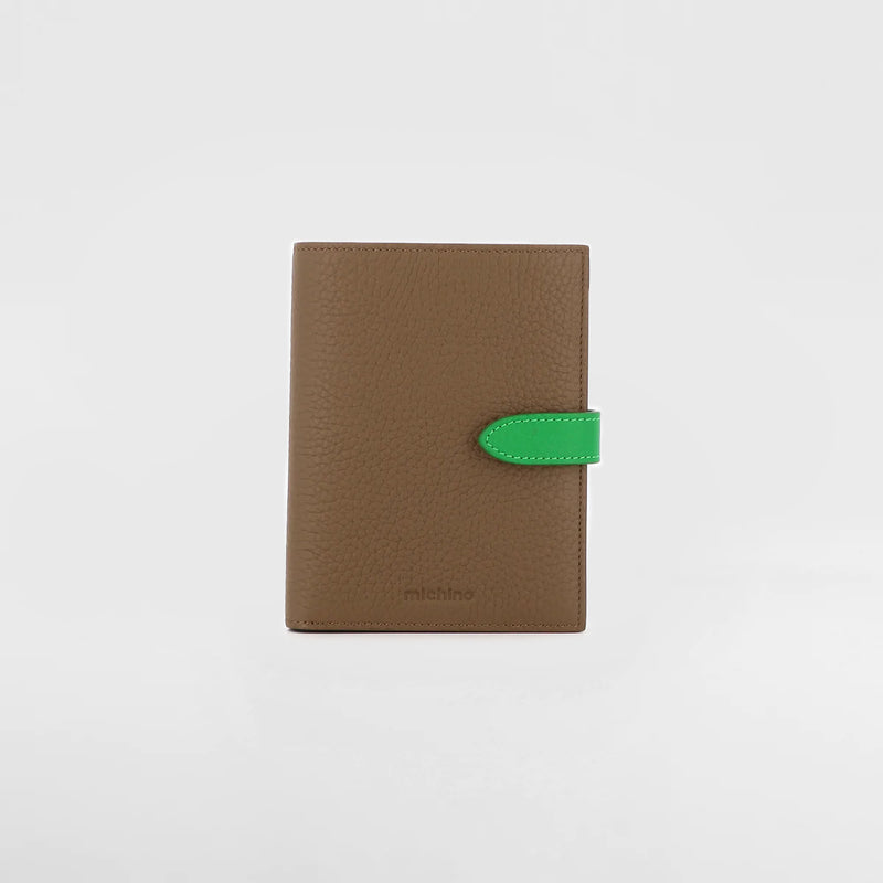 LEATHER MEDIUM WALLET ETAUPE / GREEN BAMBOO